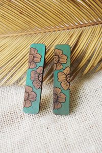 Teak Flower Hairclip