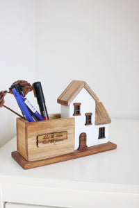 House Pen Stand