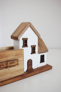 House Pen Stand