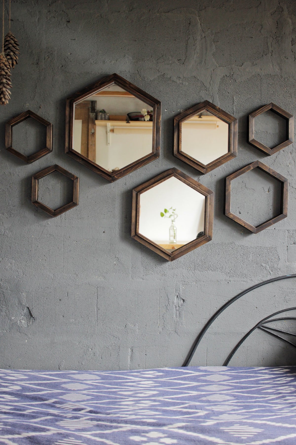 Hexagonal Mirror Frames