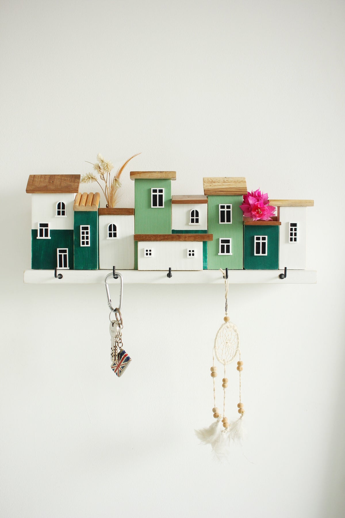 Ivy Row- Key Hanger